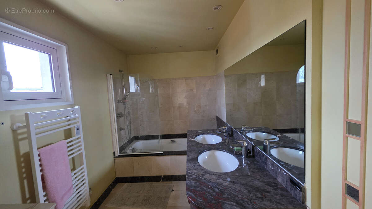 Appartement à VALENCE