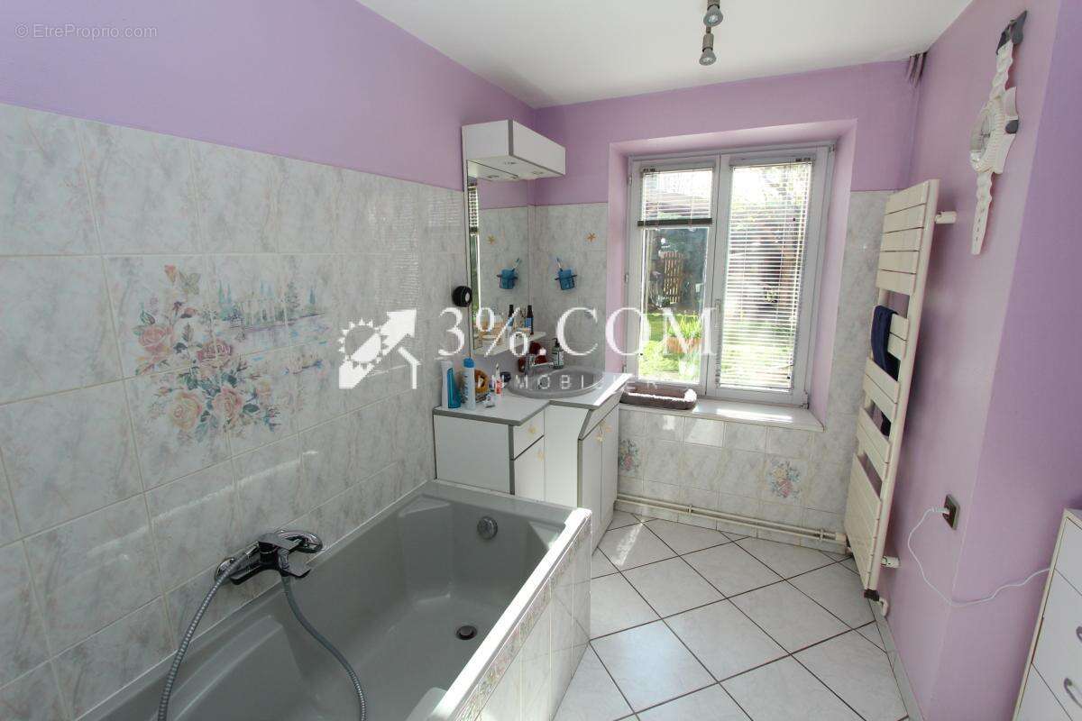 Maison à THAON-LES-VOSGES