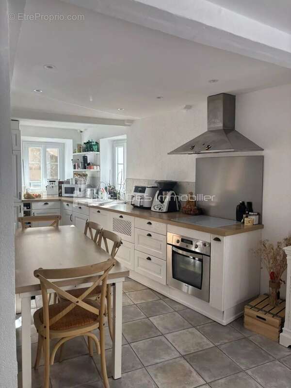 Appartement à LA TURBIE