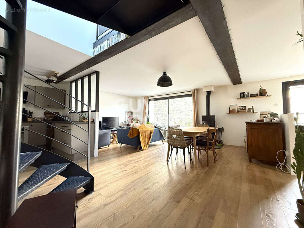 Maison à SAINT-MAURICE-SUR-DARGOIRE