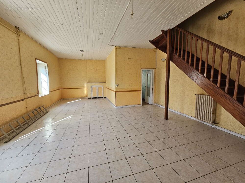 Maison à VERN-SUR-SEICHE