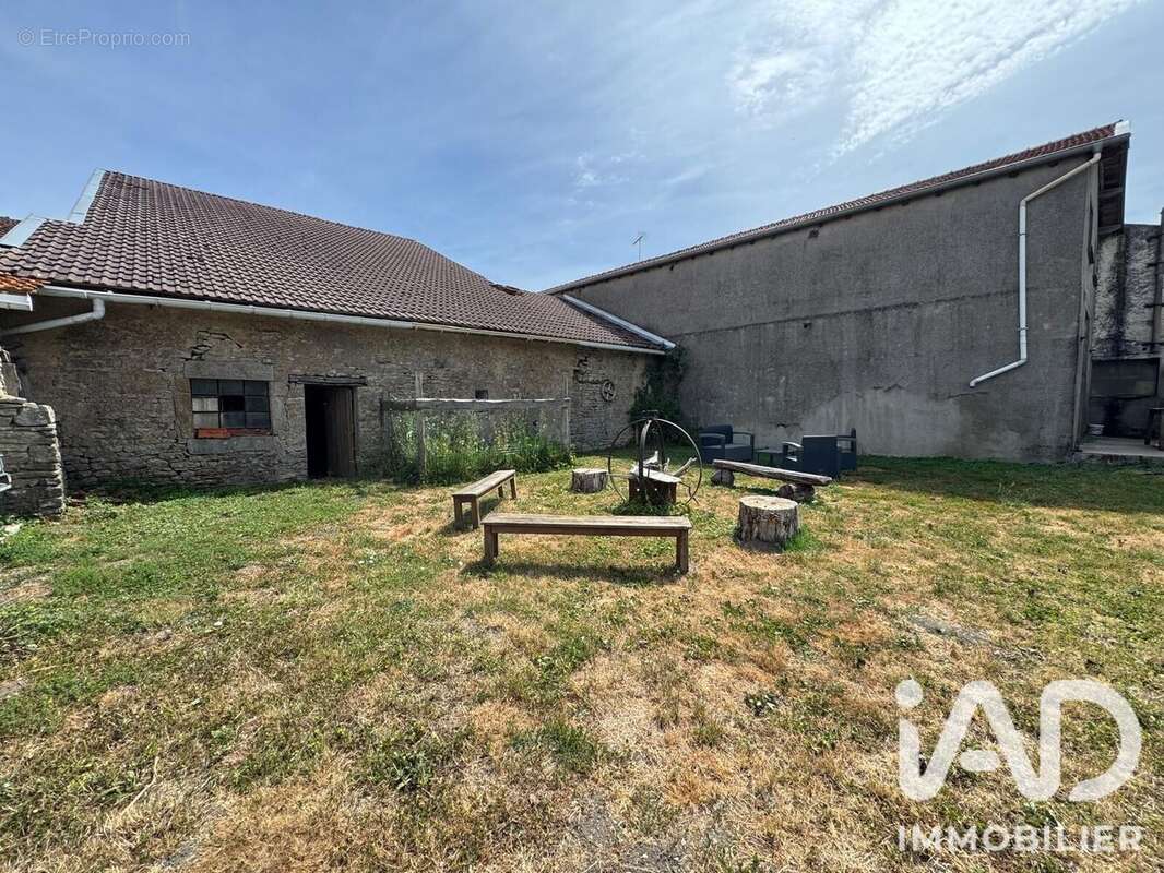 Maison 150 m² à Haillainville  - photo 3