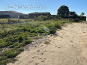 Terrain à SAINT-SAVIN