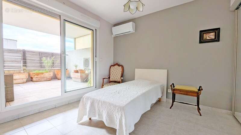 Appartement à SALON-DE-PROVENCE