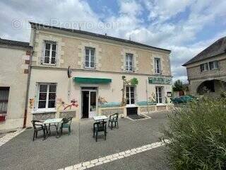 Commerce à CHATEAU-LA-VALLIERE