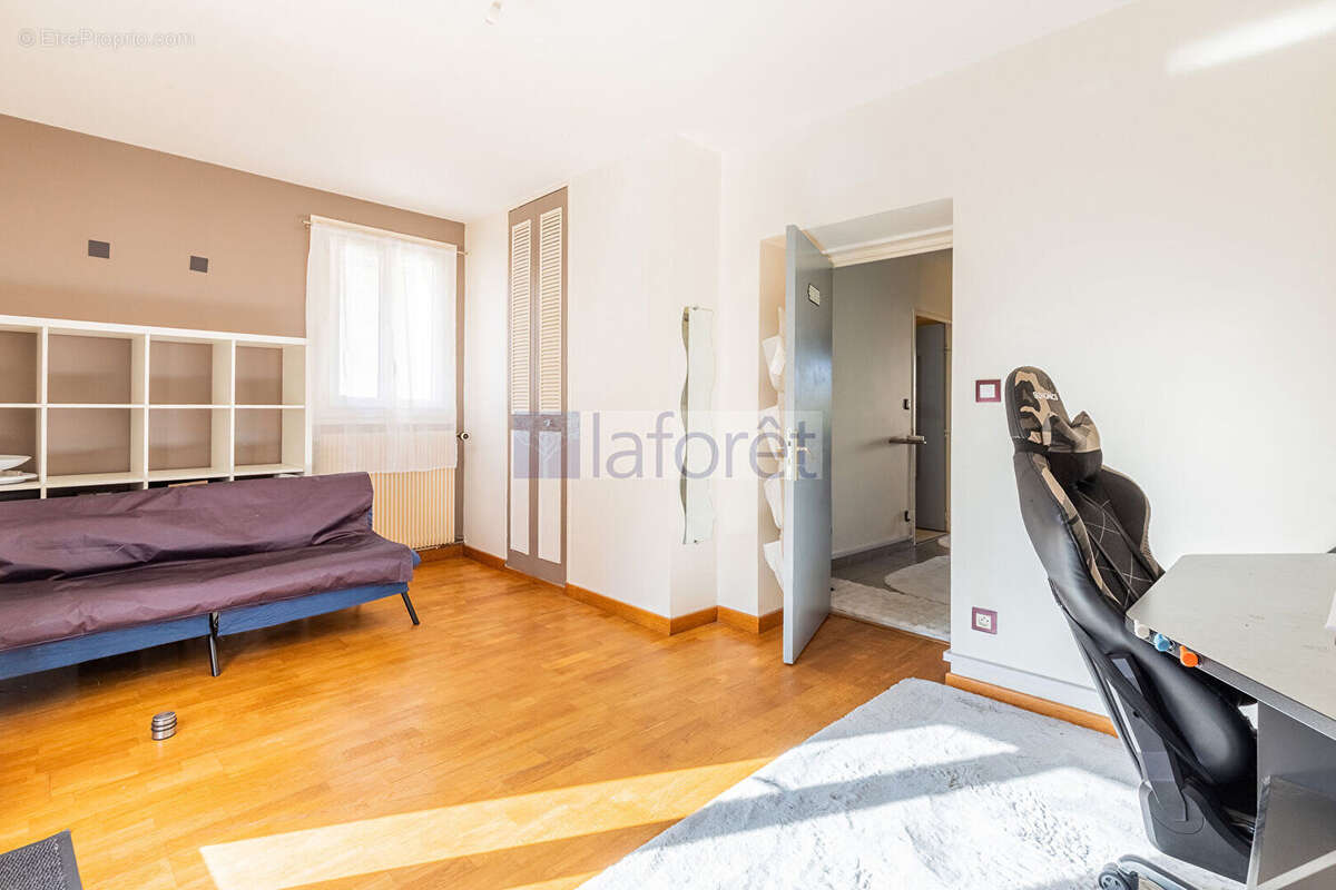 Maison à SAULX-LES-CHARTREUX