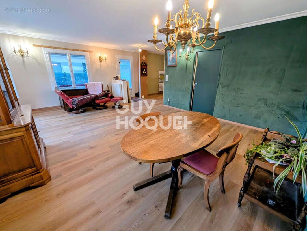 Maison à CHATEAU-GONTIER