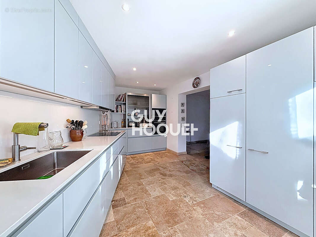 Maison à MOUANS-SARTOUX