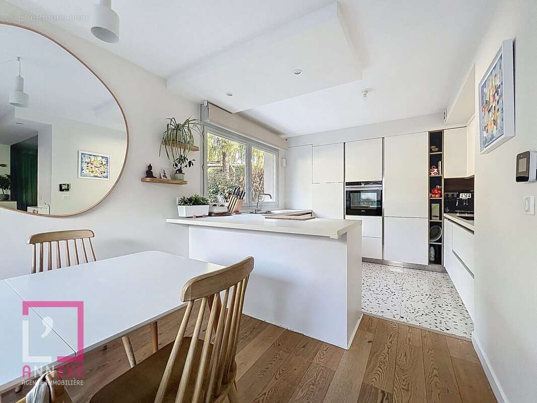 Appartement à FONTAINES-SUR-SAONE