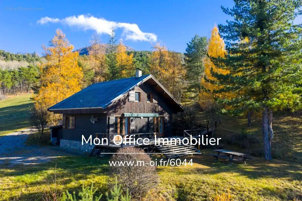 Maison à SAINT-SAUVEUR