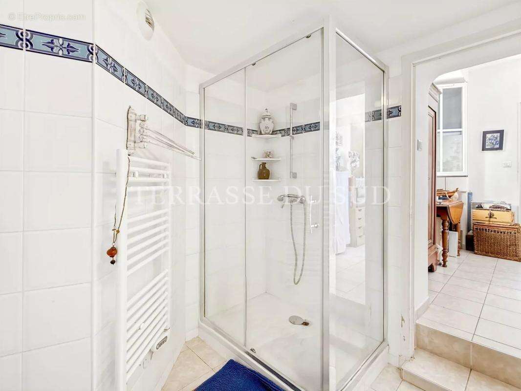 Appartement à MARSEILLE-12E