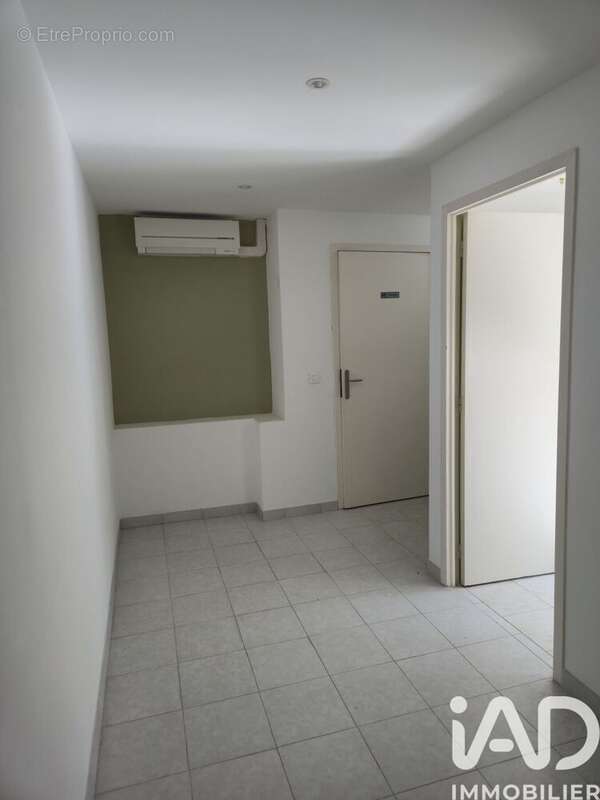 Commerce 31 m² à Cavaillon  - photo 4