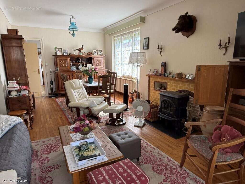 Maison à CIVRAY