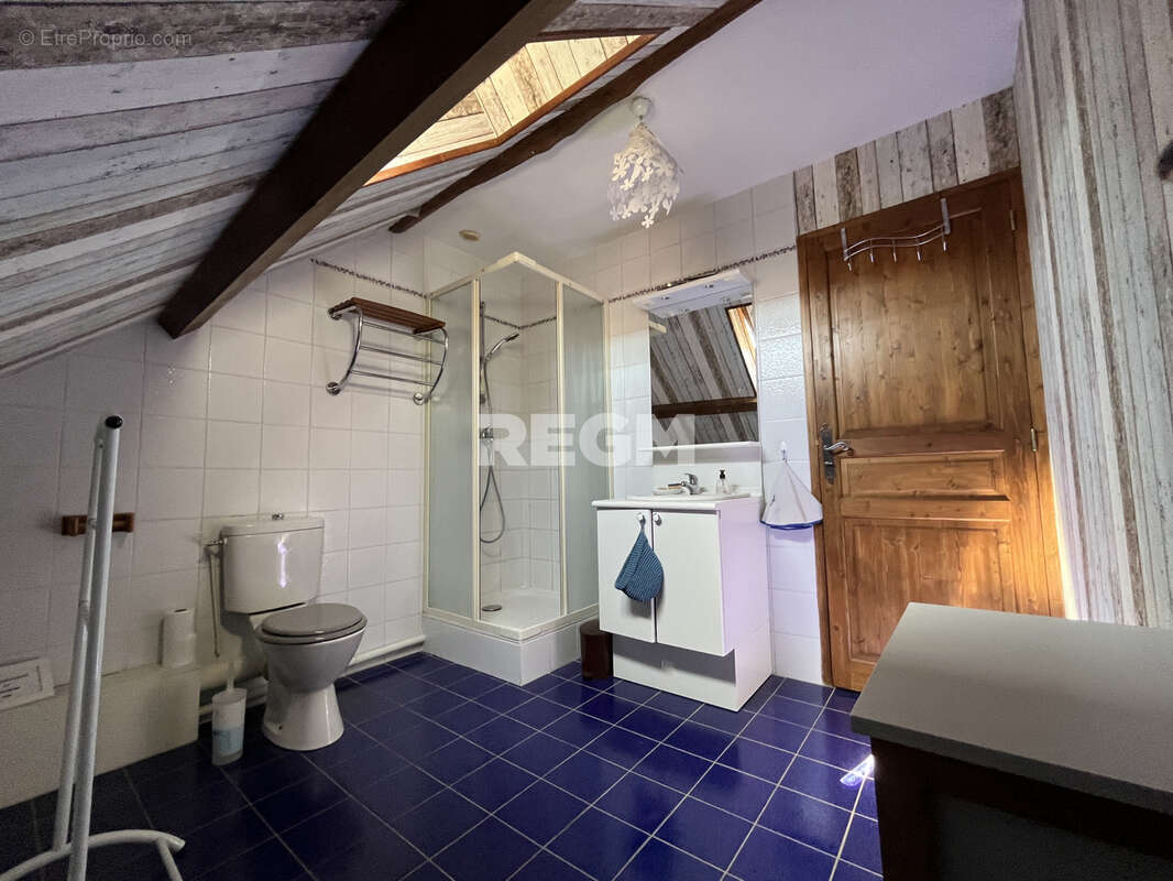 Maison à LA CHAPELLE-LA-REINE