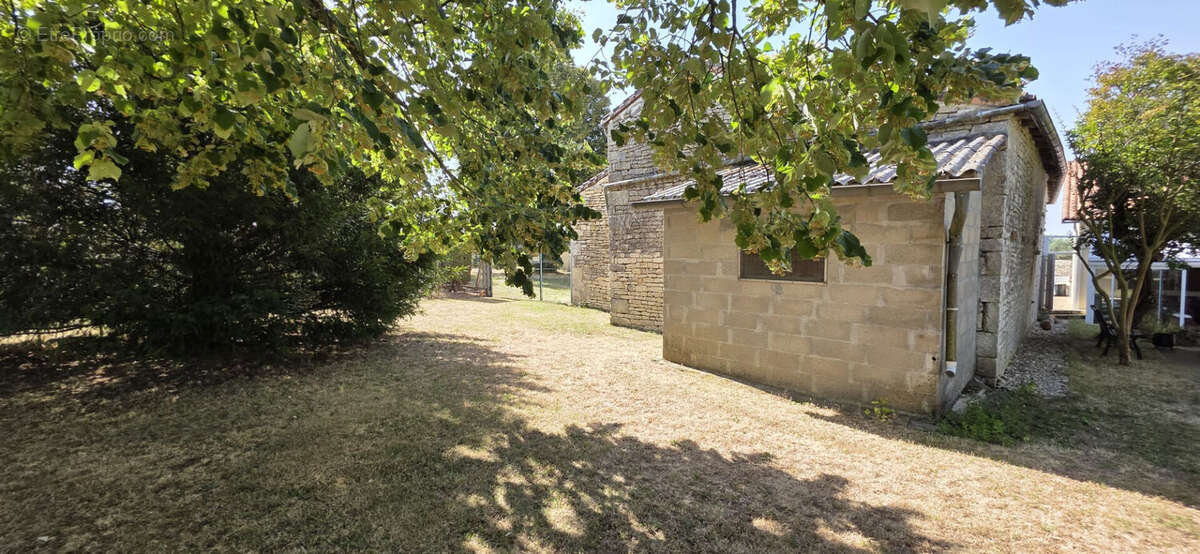 Maison 66m² à raix - photo 12