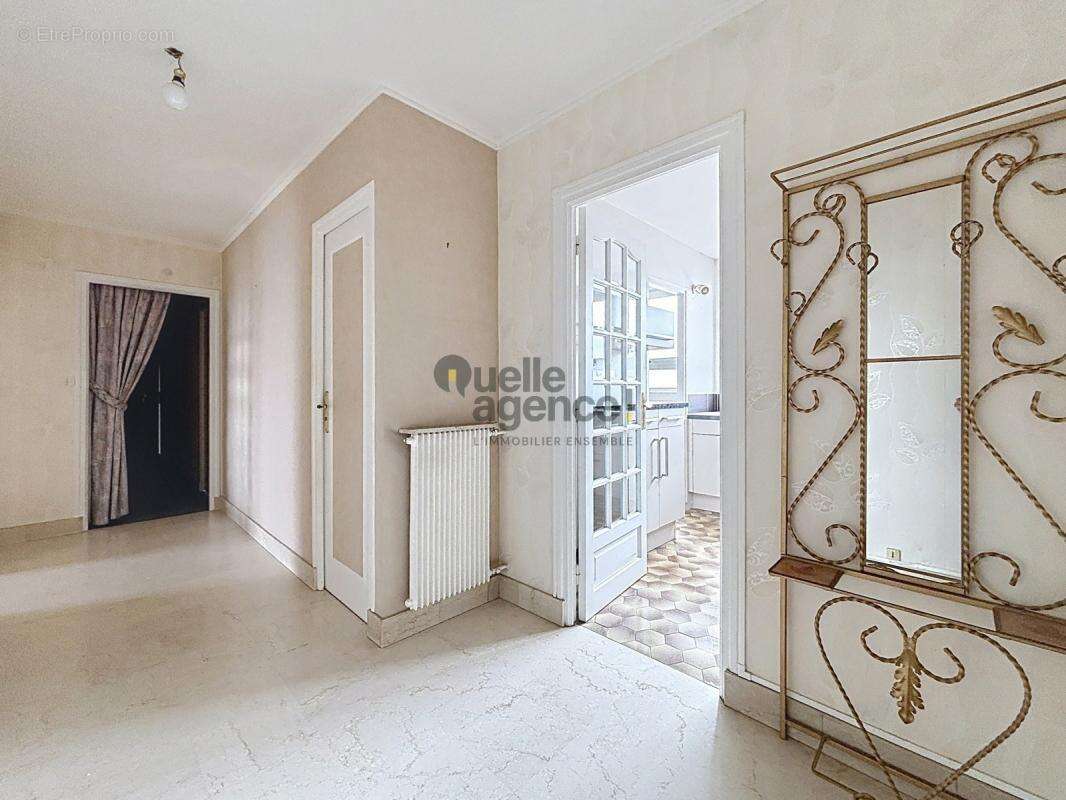 Appartement F5, Balcon et Garage dans le quartier Saint Marc - photo 10