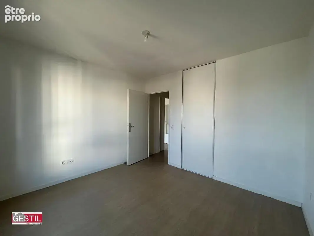 Appartement récent - photo 11