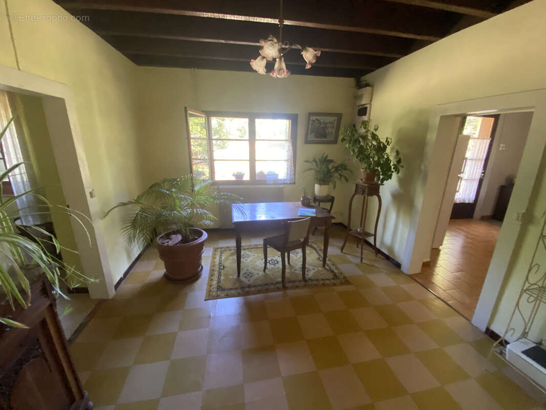 Maison de campagne avec dépendances - photo 10