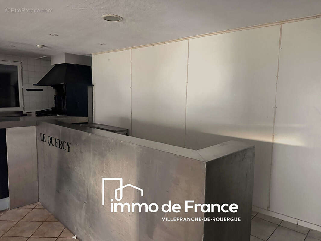 Commerce à VILLEFRANCHE-DE-ROUERGUE