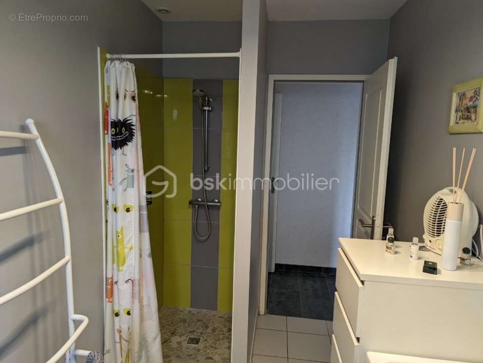 Maison à CAMPS-SUR-L&#039;ISLE