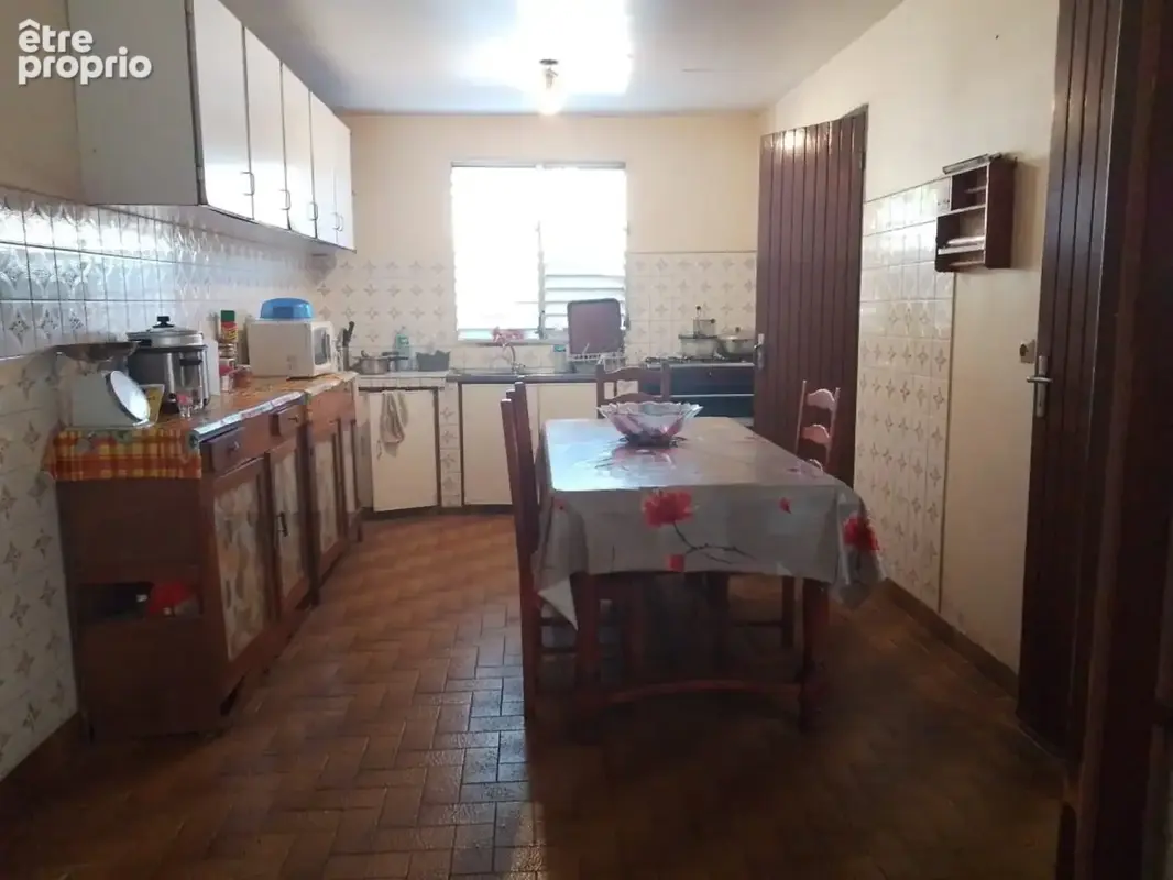  À VENDRE – Maison 2 niveaux à Baillif Guadeloupe, proche du centre et de toutes commodités - photo 7