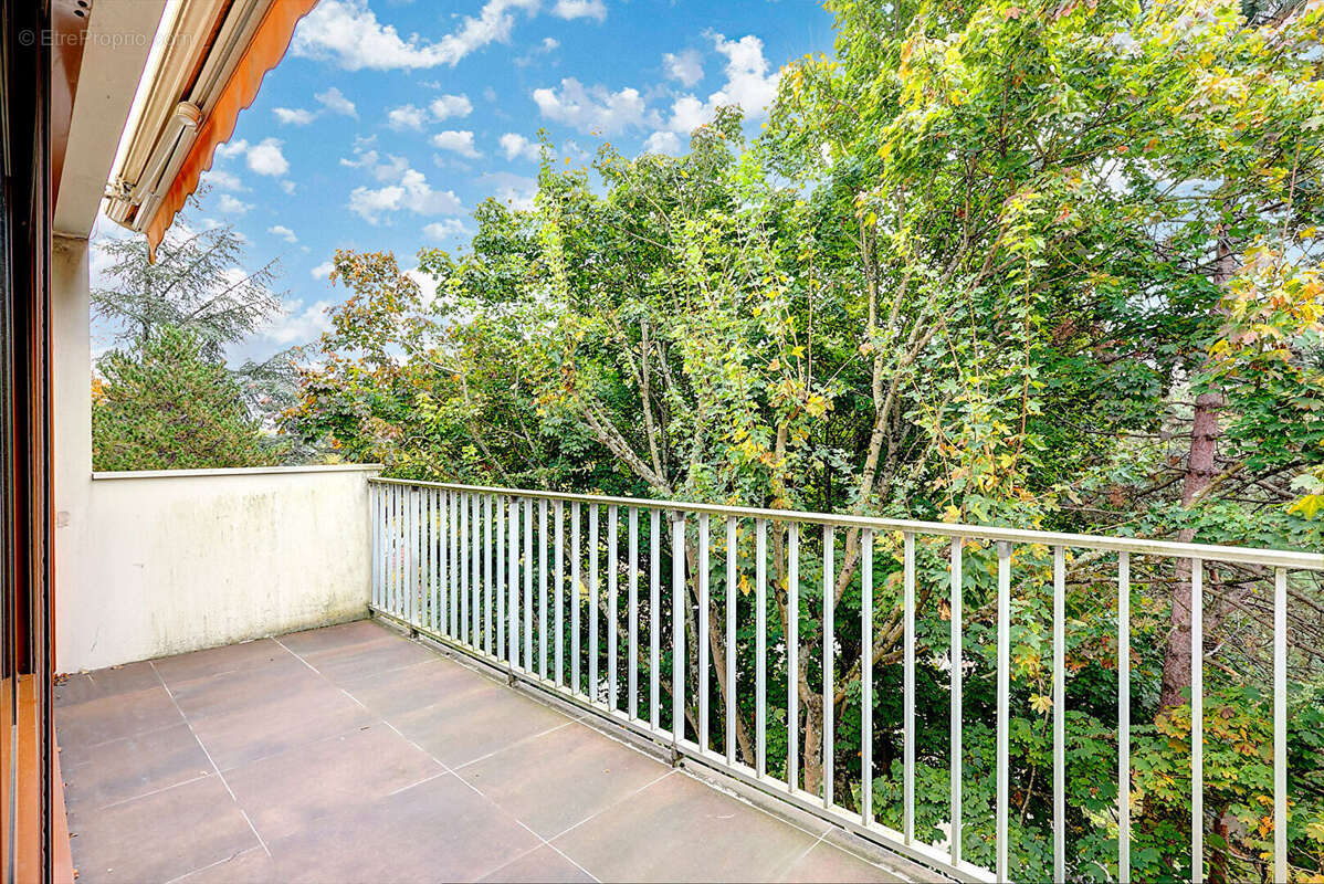 Appartement à L&#039;ETANG-LA-VILLE