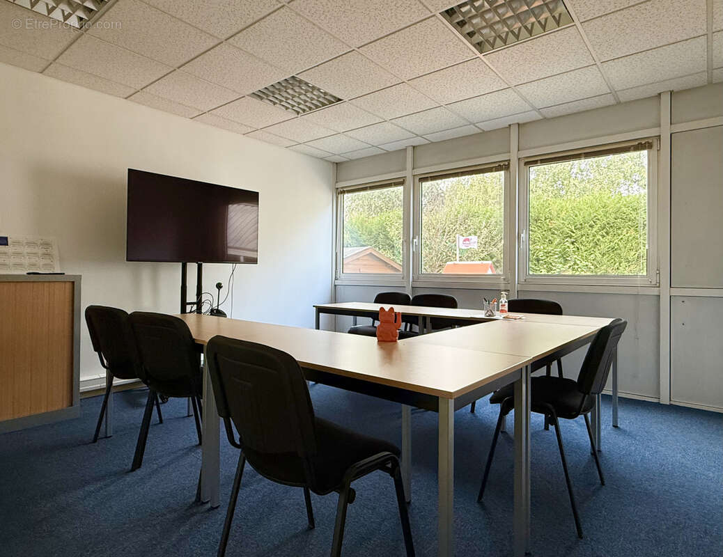 Commerce à MAXEVILLE