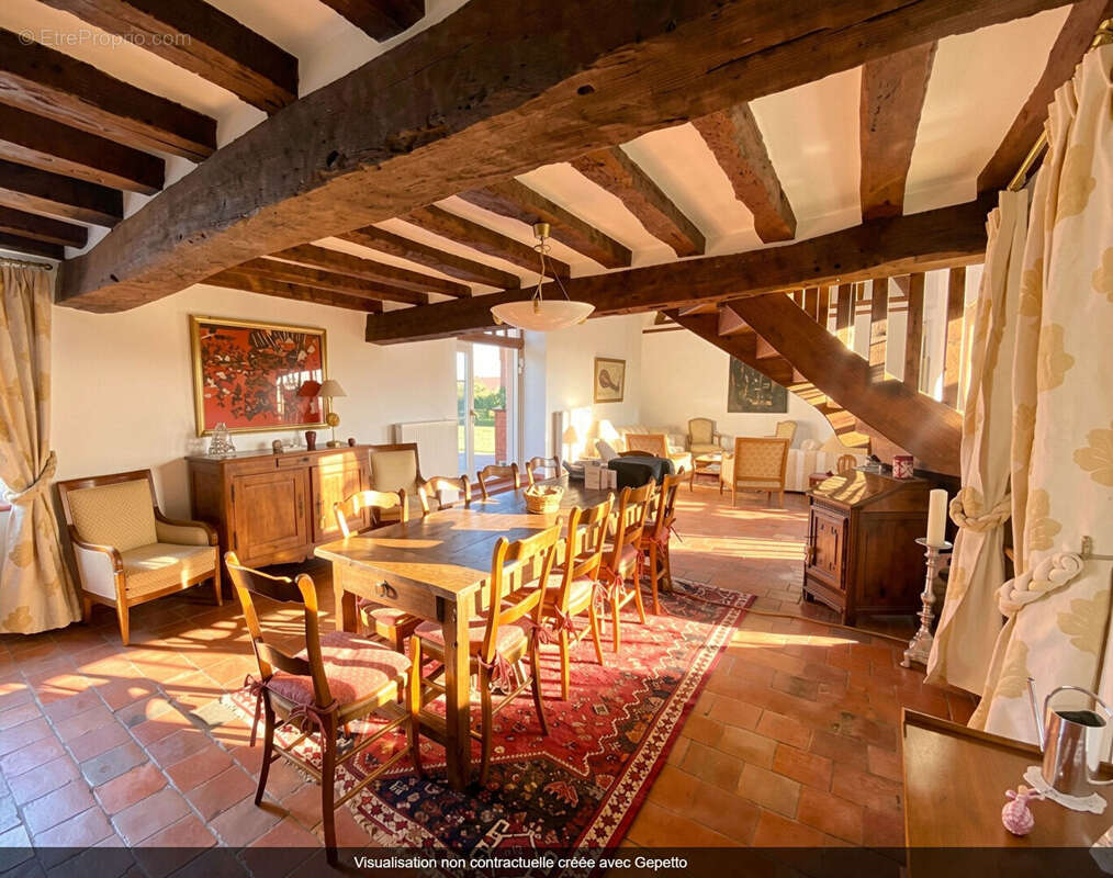 Maison à HOUDAN