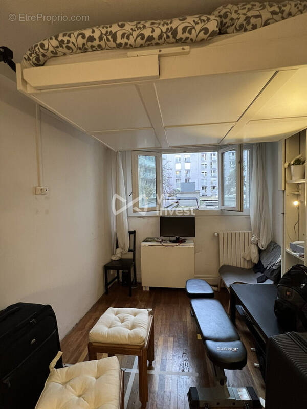 Pièce principale - Appartement à PARIS-15E