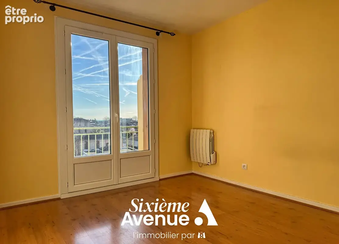 appartement centre ville avec ascenseur, parking et balcons ! - photo 11