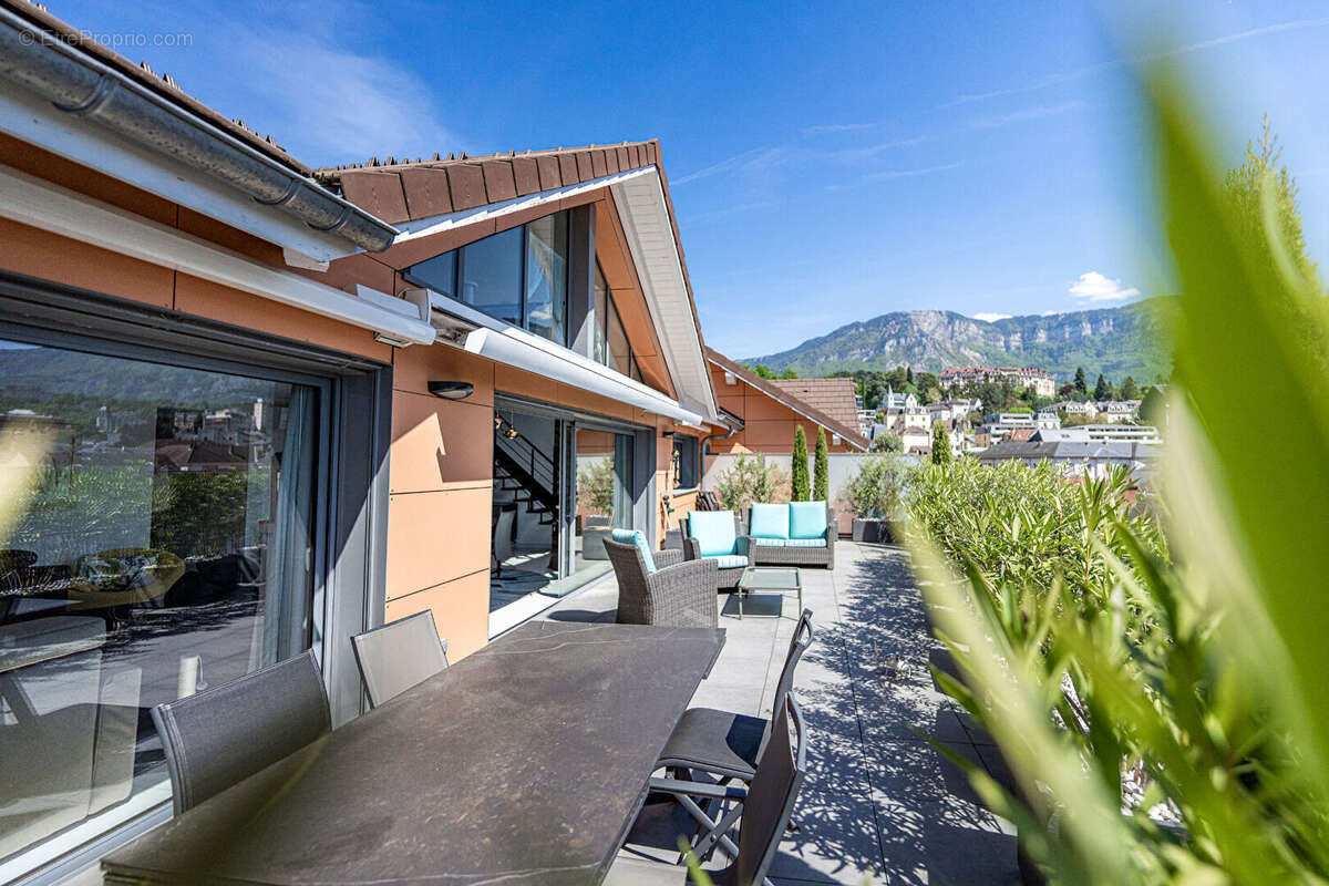 Appartement à AIX-LES-BAINS