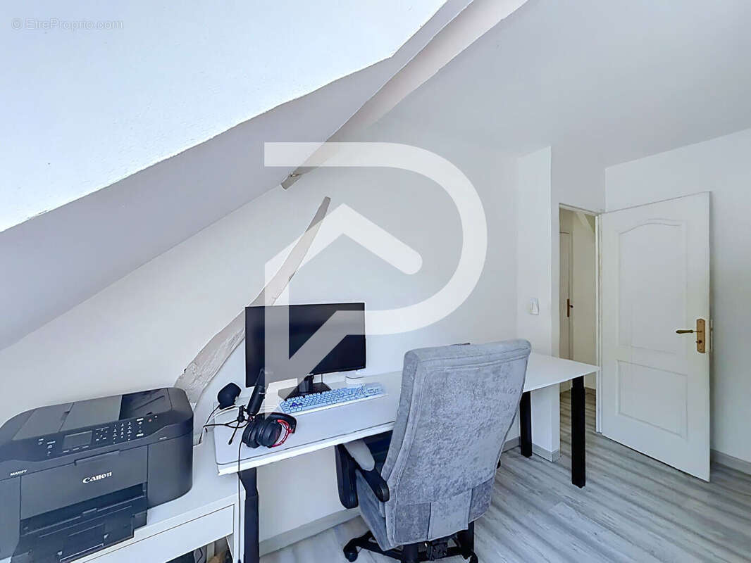 DREUX  Appartement 3 chambres avec stationnement gratuit - photo 18
