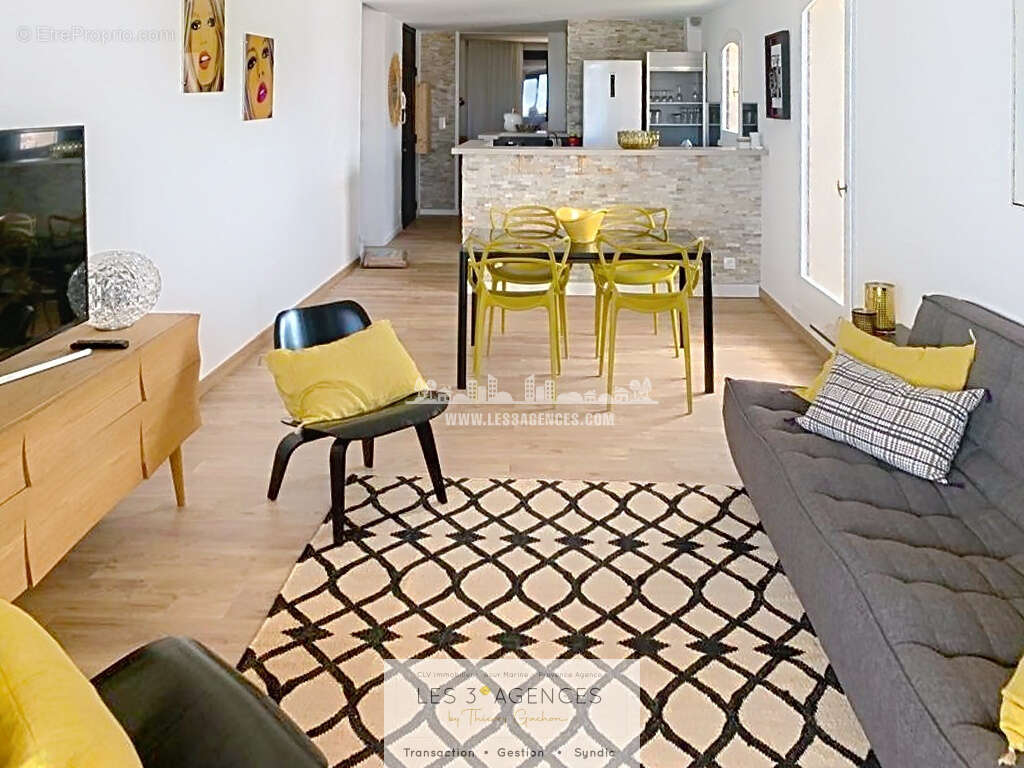 Appartement à COGOLIN