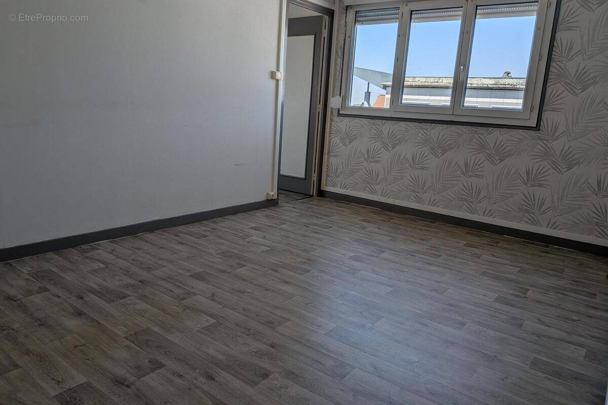 Appartement à SAINT-ANDRE-LES-VERGERS