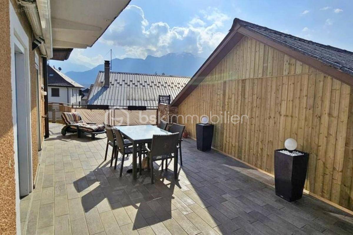 Appartement à LA ROCHE-SUR-FORON