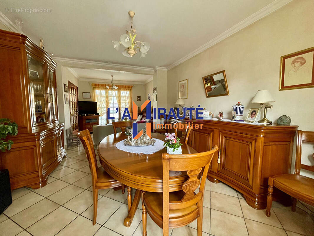 Maison à HOUILLES