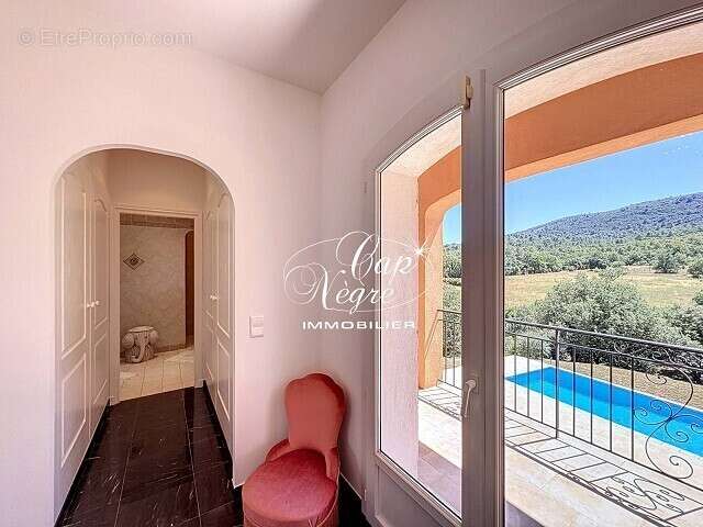 Maison à LE CANNET-DES-MAURES