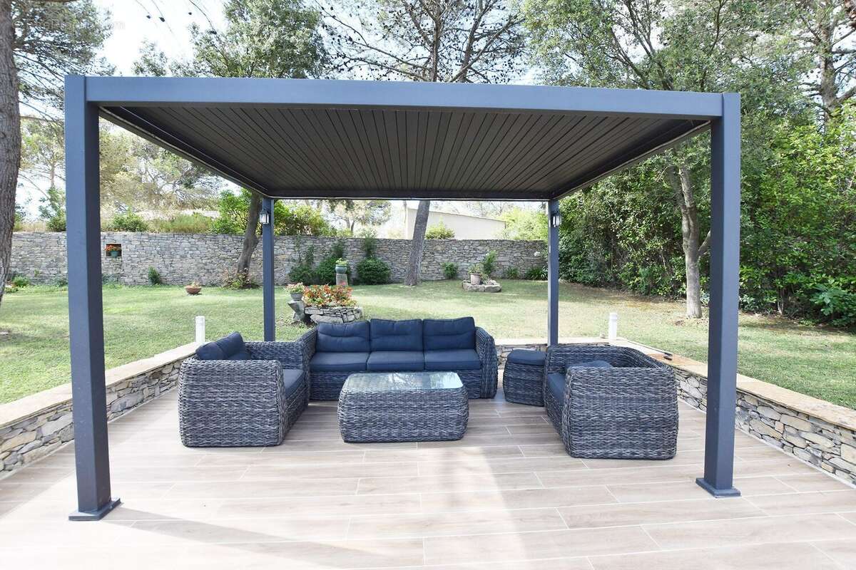 Pergola  - Maison à NIMES