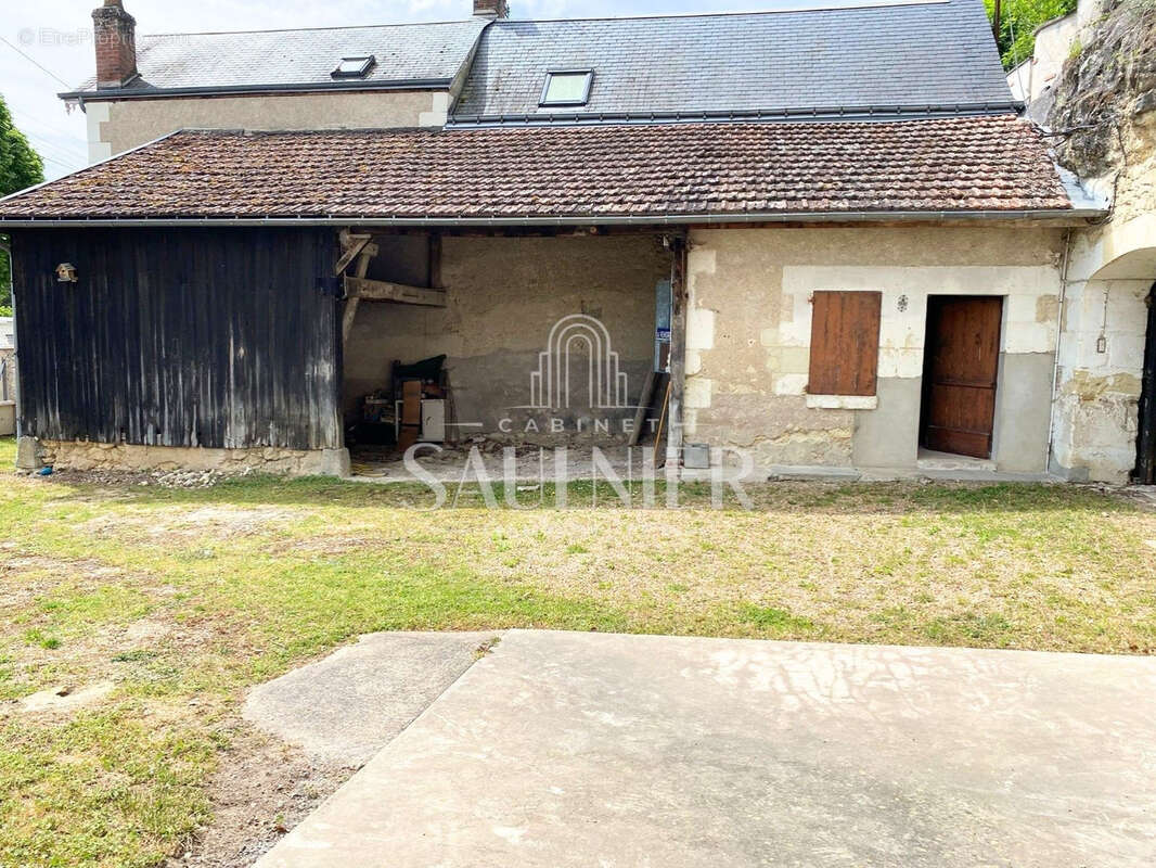 Maison à POCE-SUR-CISSE