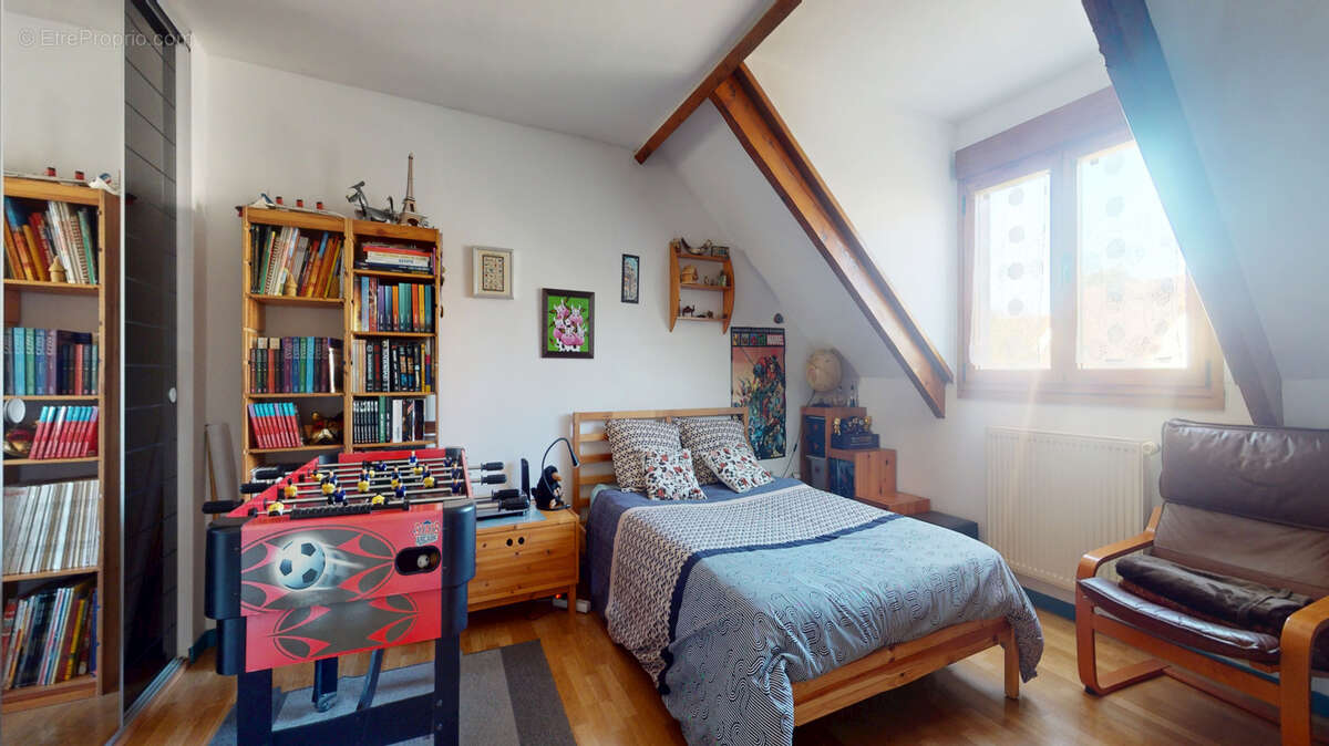 Maison à SARTROUVILLE