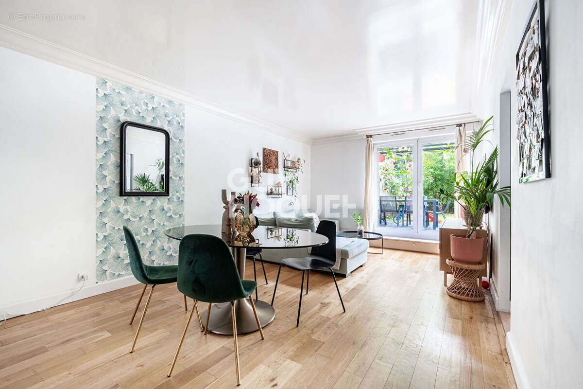 Appartement à ASNIERES-SUR-SEINE