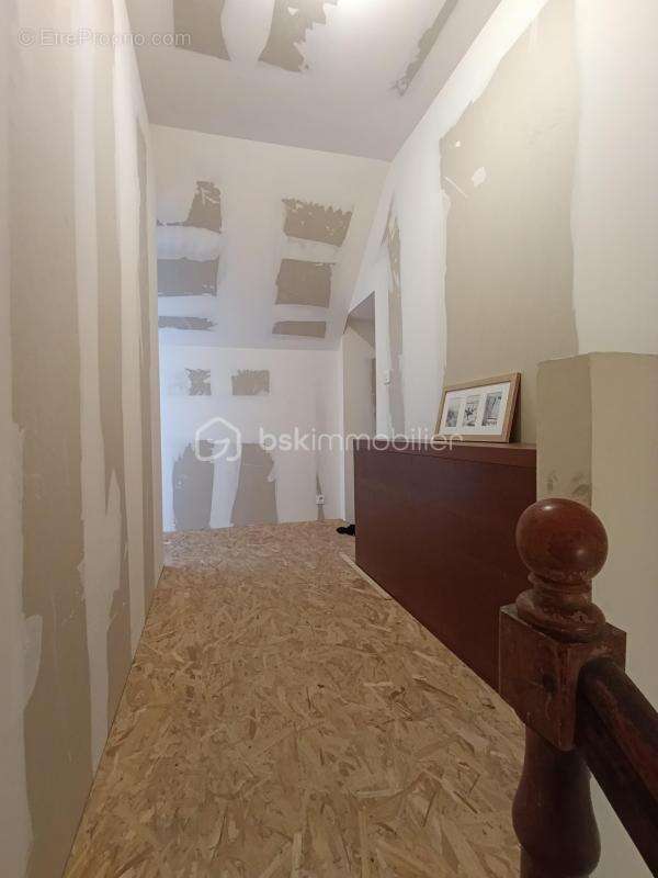 Maison en pierre 108 m² - photo 6