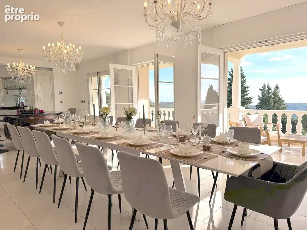 Maison 385 m² à Tourrettes-Sur-Loup  - photo 6
