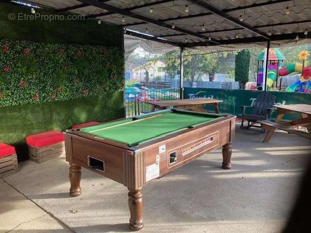 Commerce à SAINT-MARTIN-D'ARDECHE