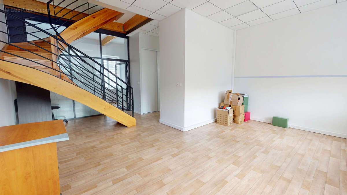 Maison à LA SEAUVE-SUR-SEMENE