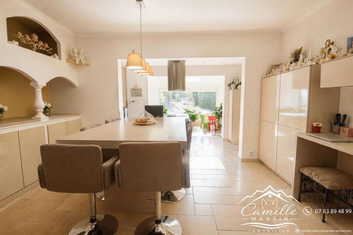 Appartement Saint Raphael 5 pièce(s) 122 m2 avec jardin et parking - photo 3