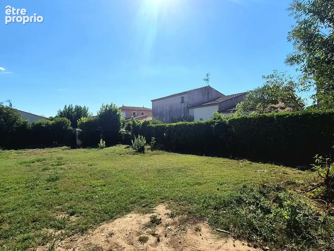 Terrain à BOUILLARGUES