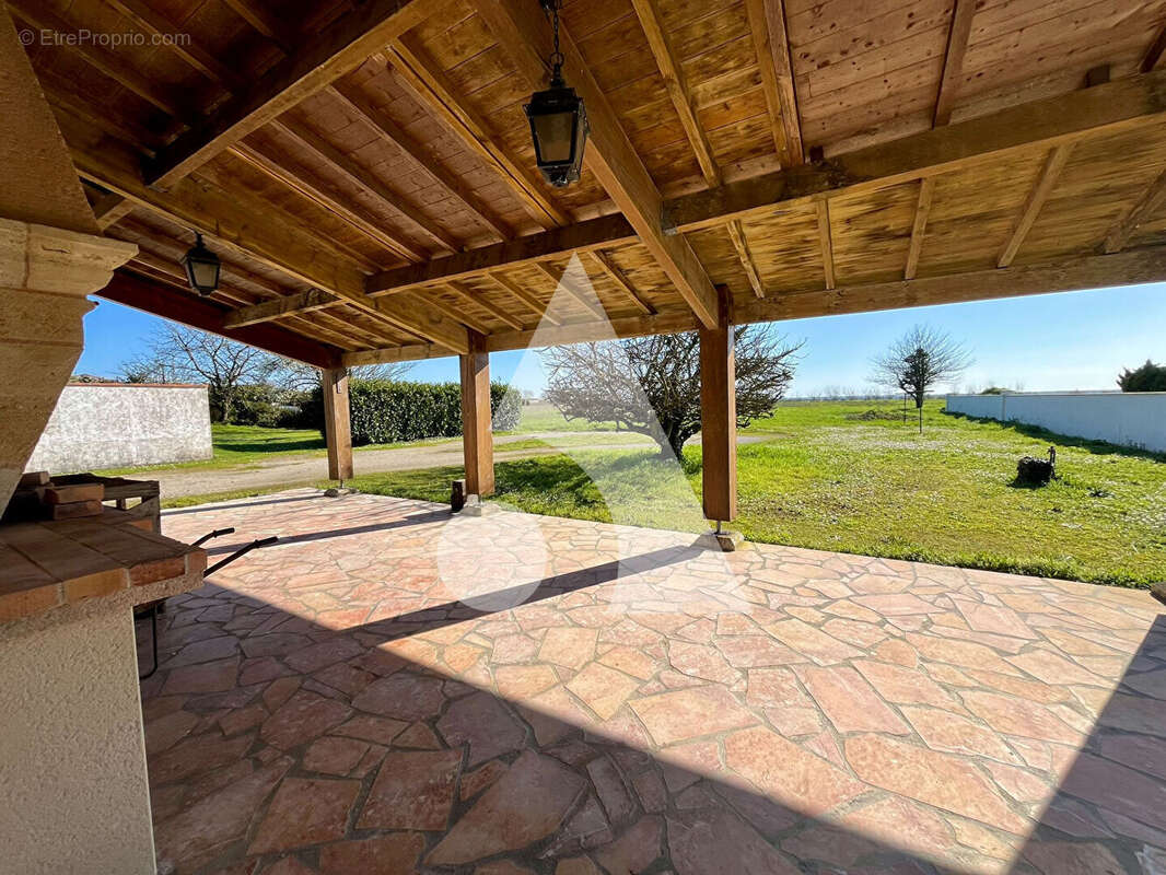 Maison à SAINT-SORNIN