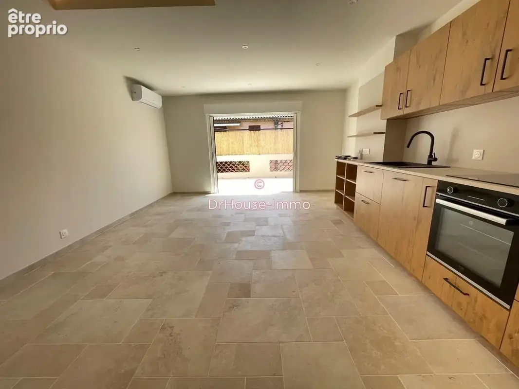 Maison 5 pièces 100 m² à vendre à Le Lavandou (83980) - photo 2