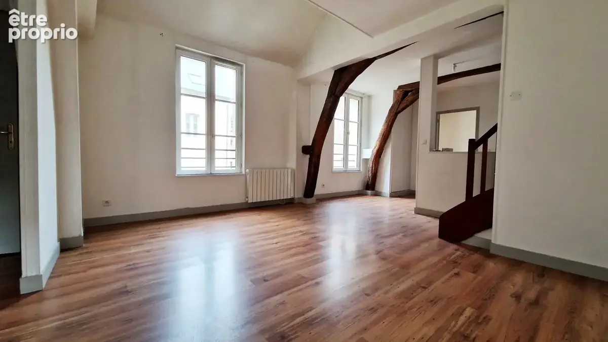 Bel appartement 3 chambres en centre ville historique - photo 3